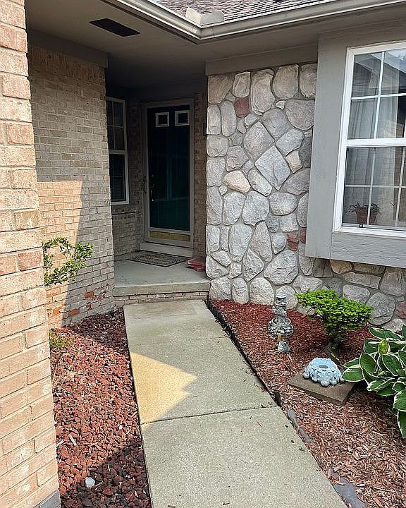 22811 Woodcreek Dr, Taylor, MI 48180 Zillow