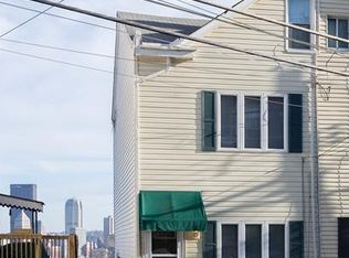 128 Henderson St, Pittsburgh, PA 15212