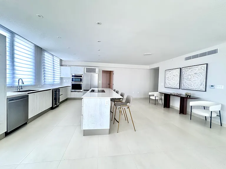 14 Delcasse St #801 — Photo 3