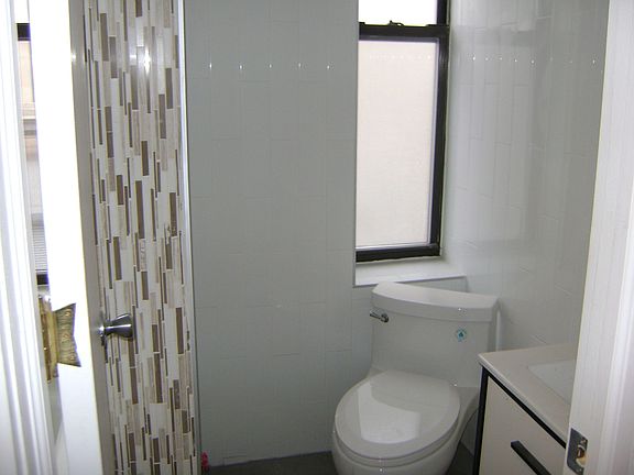 5th image of 344 E 148th St APT 3A