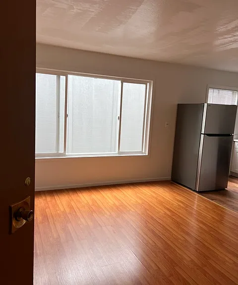 2838 Taraval St #5 — Photo 4