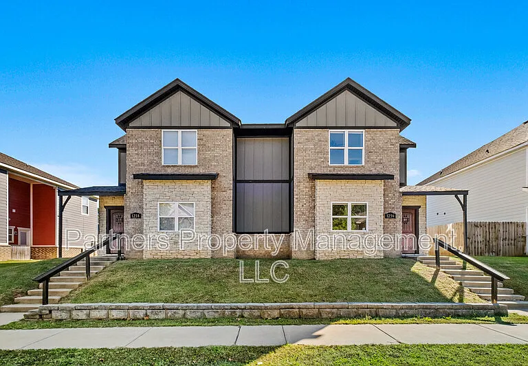 1256 N Sicily Ln — Photo 1
