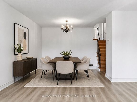 4th image of 62 Littleleaf Dr