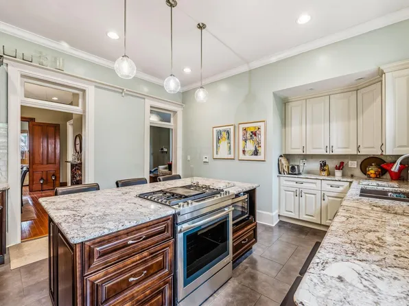 78 W Lincoln Ave, Delaware, OH 43015