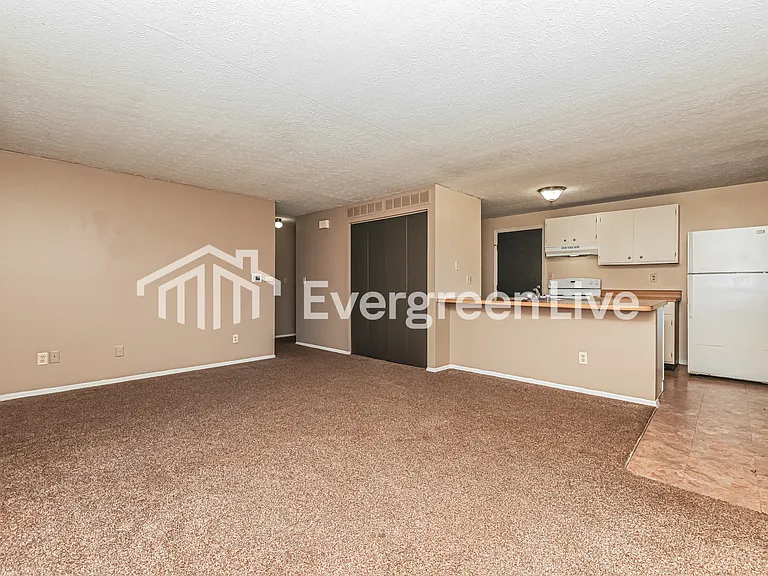 8199 Mount Charles Dr — Photo 4