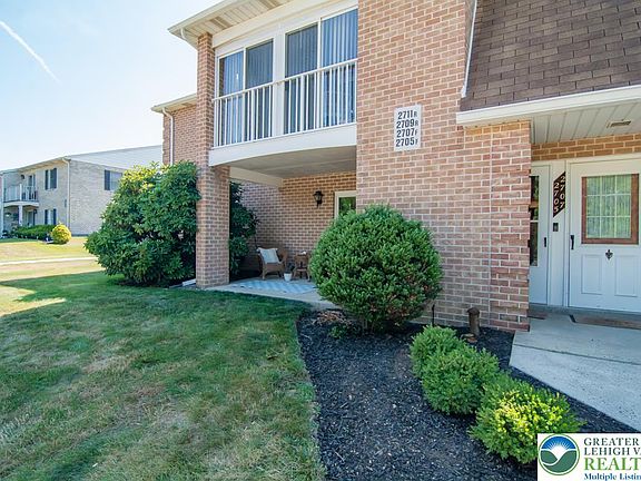 2nd image of 2705 Rolling Green Dr