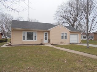 206 E Washington St, Ashkum, IL 60911