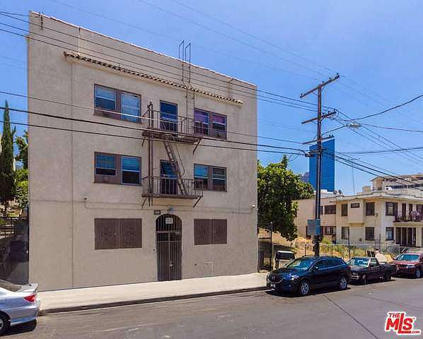 1st image of 450 Witmer St