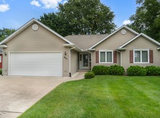 403 N 6th St, Oregon, IL 61061