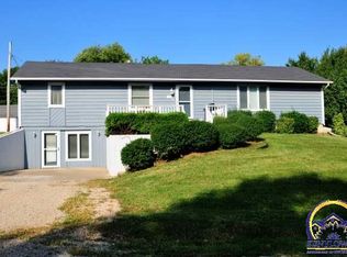 935 Ohio Ave, Holton, KS 66436