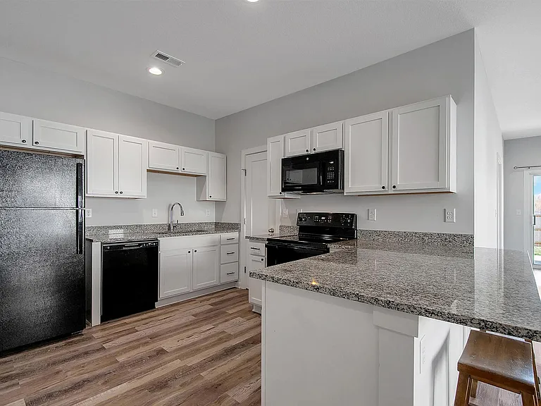 5357 N Nolen St — Photo 4