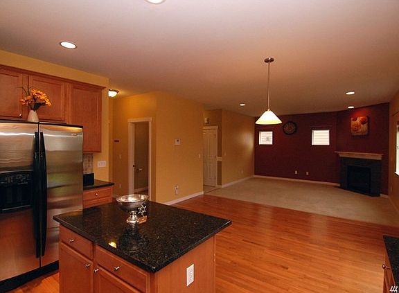 4th image of 8213 83rd St NE