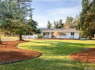 1051 W Oak Ct, Sequim, WA 98382