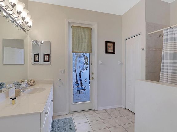 4th image of 5251 Tamiami Ct