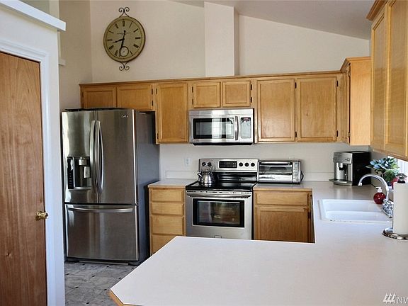 4th image of 20311 72nd St E