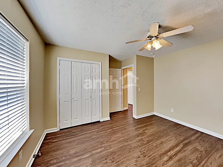 1219 Murray Ct — Photo 13
