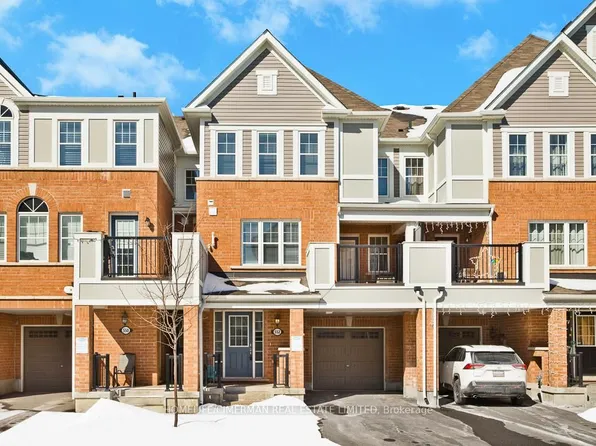 552 Buckeye Ct, Milton, ON L9E 1M2