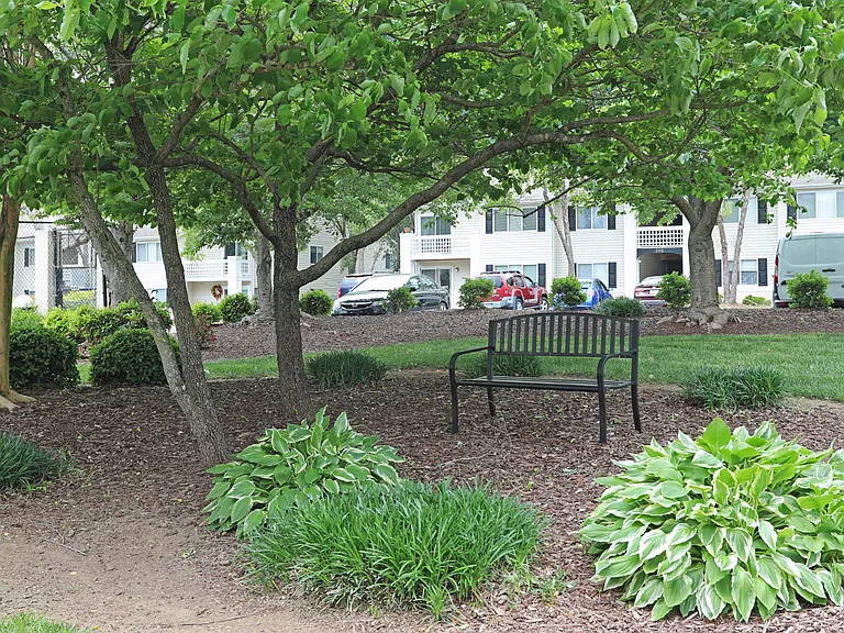 Crescent Oaks — Photo 35
