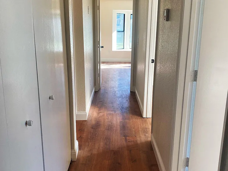 1589 Wisconsin Ave — Photo 5