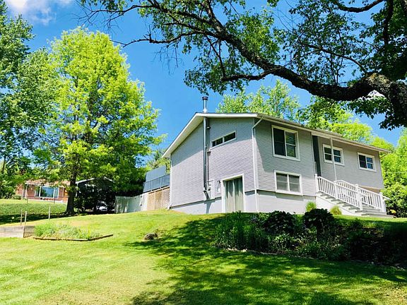 5th image of 129 Hillside Dr