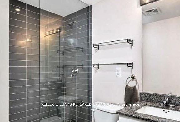 5th image of 370 Wallace Ave #802