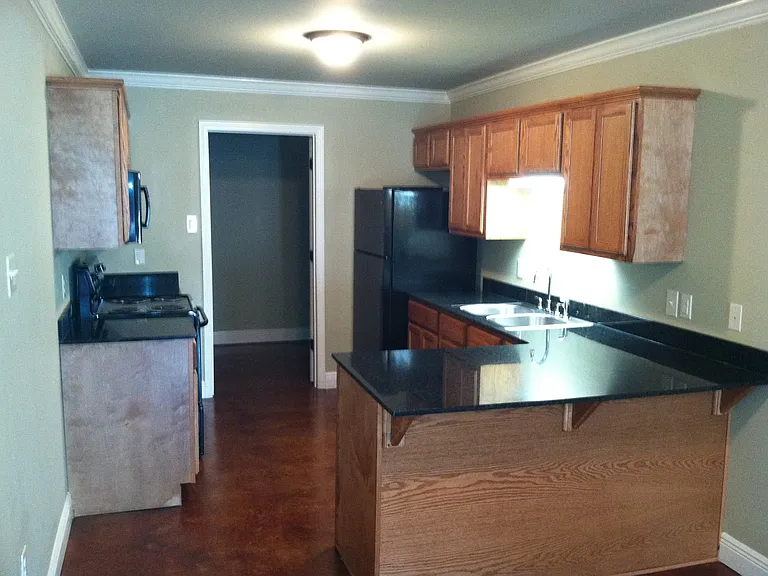 101 Serenity Ln #101 — Photo 3