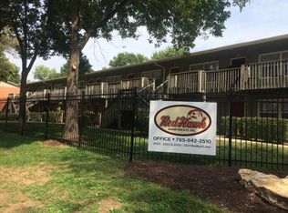 2530 Redbud Ln, Lawrence, KS 66046