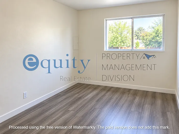 4 bed, 1.0 bath, 1606 sqft, $1,895 — Photo 3