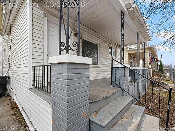 3rd image of 5647 Merritt St