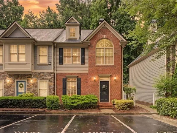 1267 Harris Commons Pl, Roswell, GA 30076