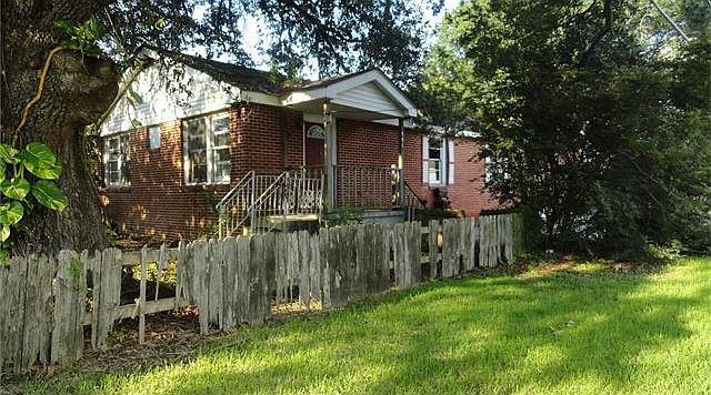 1st image of 701 Waltham St