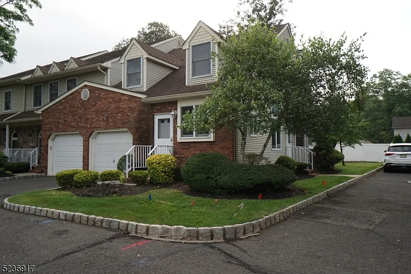 2 bed, 2.0 bath, $3,400 — Photo 2