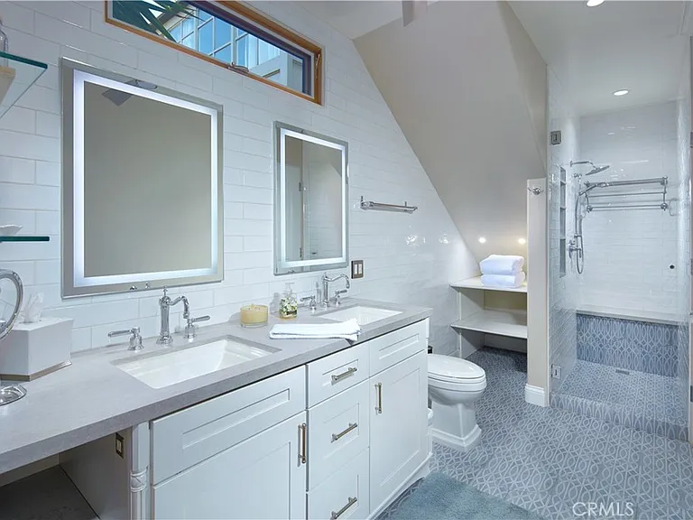 1311 W Bay Ave — Photo 26