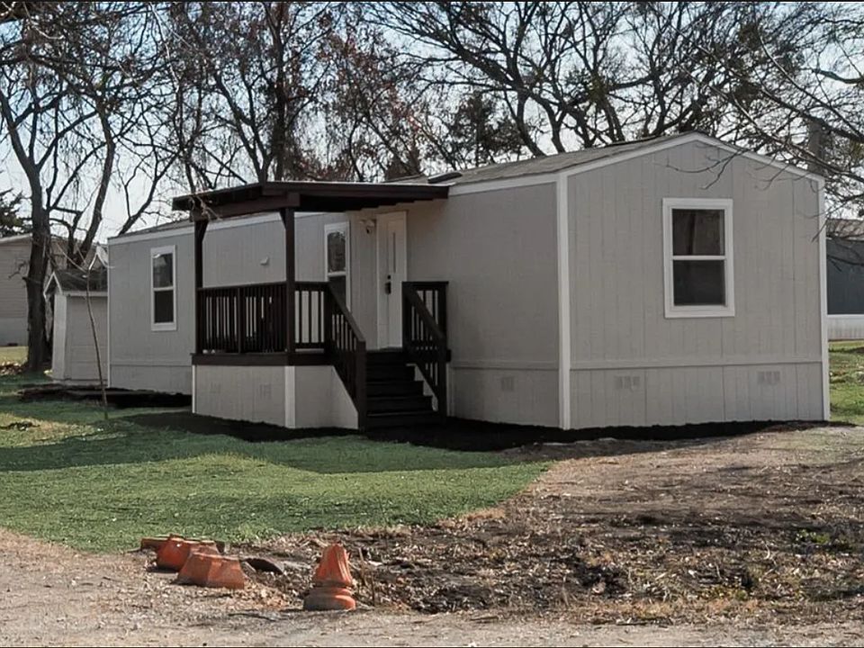 1st image of 393 Knollwood Rd