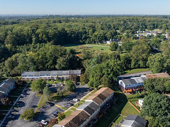 4th image of 3634 Double Rock Ln