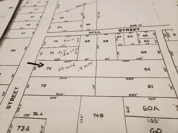 39 Weld Street, Dixfield, ME 04224