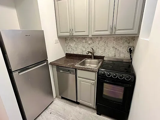 Rented by Legacy Realty Group NYC LLC | media 1