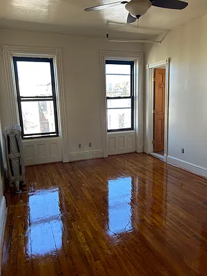 Rented by Farran & Associates | media 1