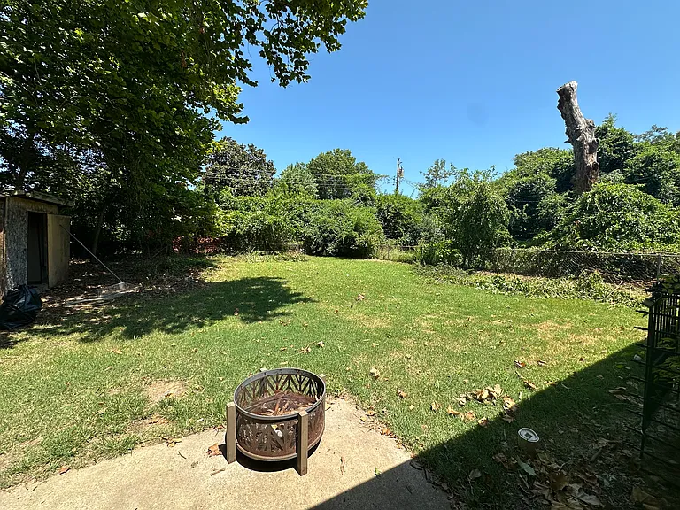 2612 Williams Ave — Photo 16
