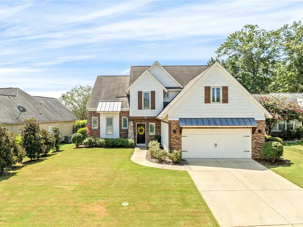 2221 Red Tail Ln, Waverly, AL 36879