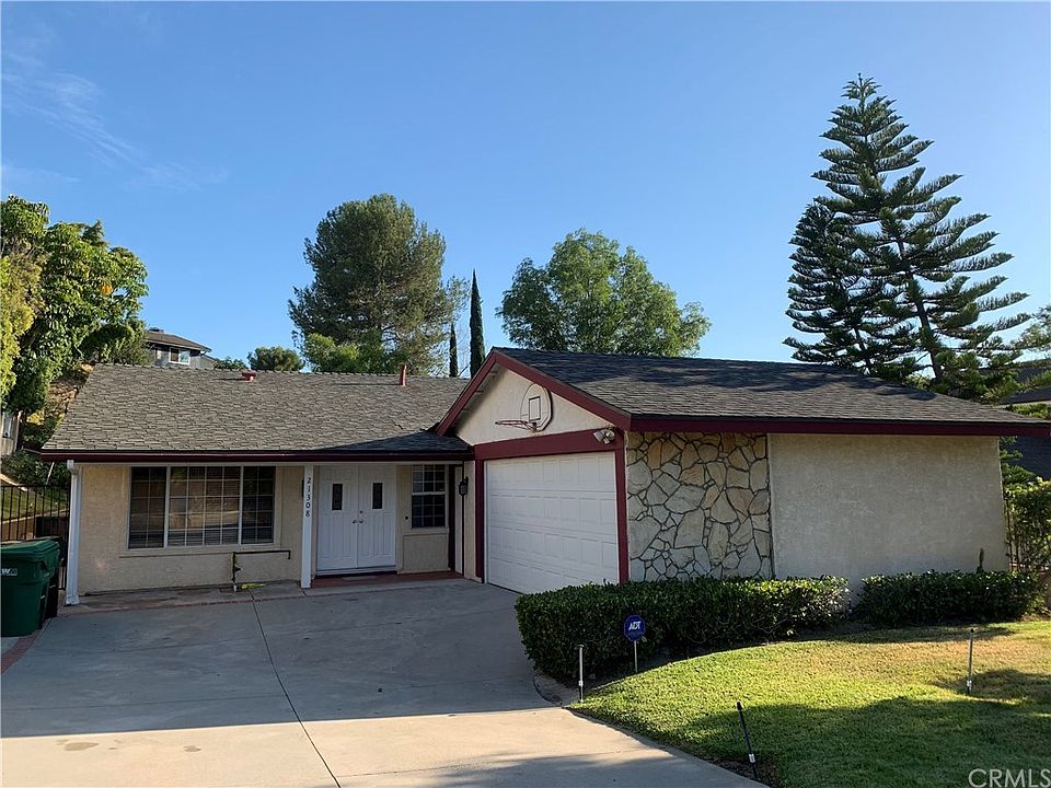 1st image of 21308 Bella Pine Dr