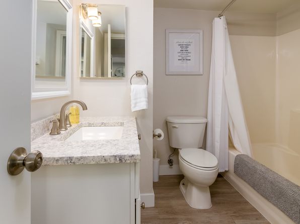 203 NE Estes Ave #2, White Salmon, WA 98672