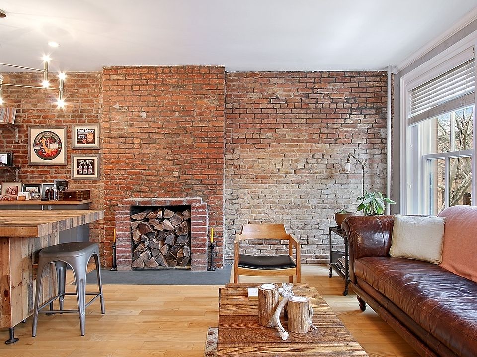 1st image of 29 Tompkins Pl #3/4