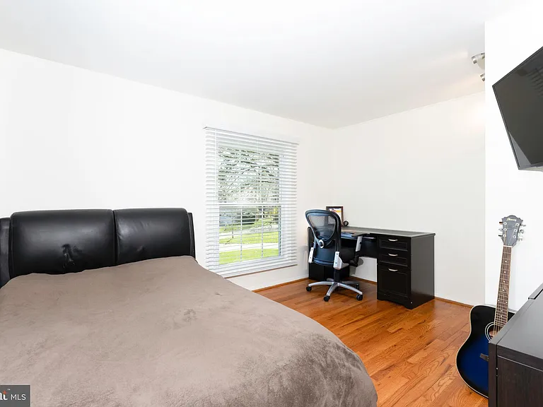 9129 Wandering Trail Dr — Photo 31