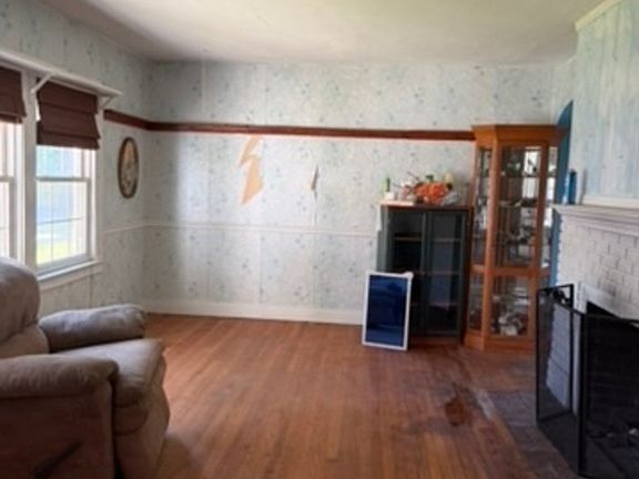 4th image of 306 Elizabeth St