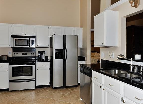 4th image of 102 Ashford Hollow Ln