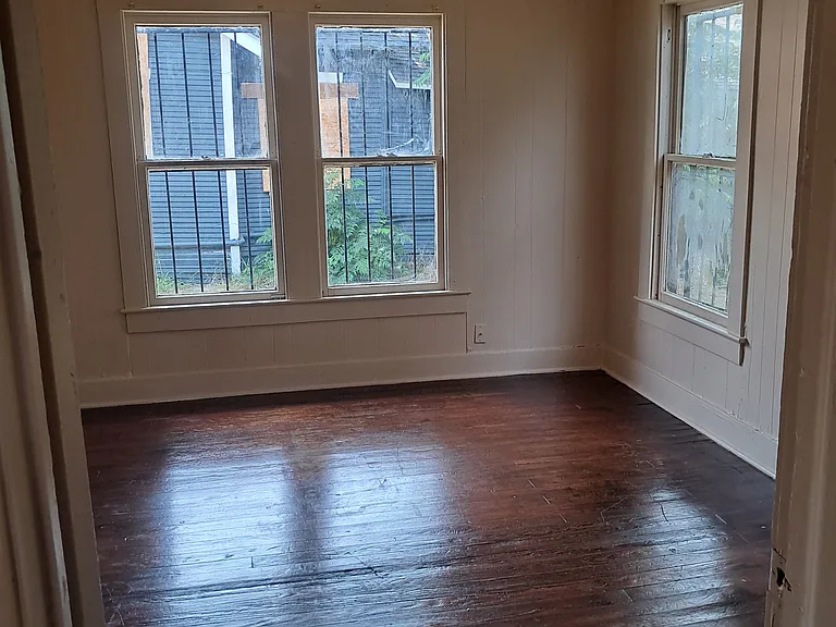 414 Gulf — Photo 10