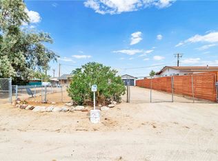 6387 Mountain View St, Joshua Tree, CA 92252
