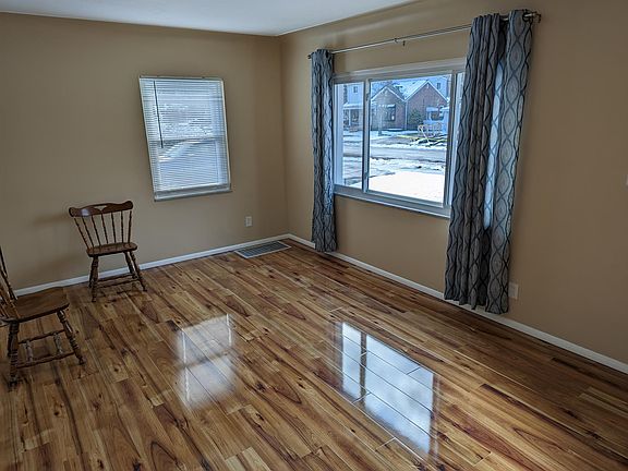 5th image of 32974 Pardo St