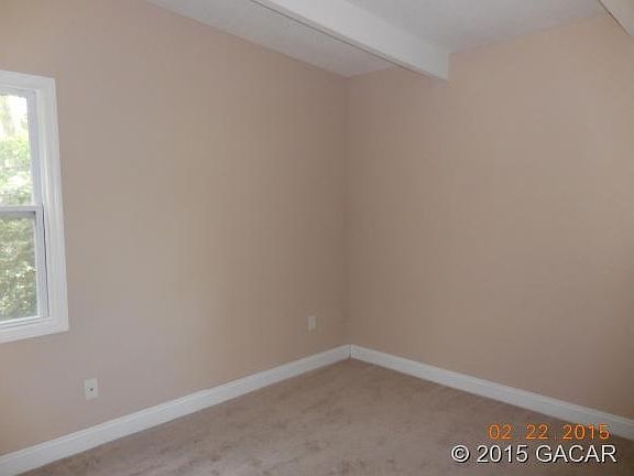 5th image of 1029 NE 31st Ave